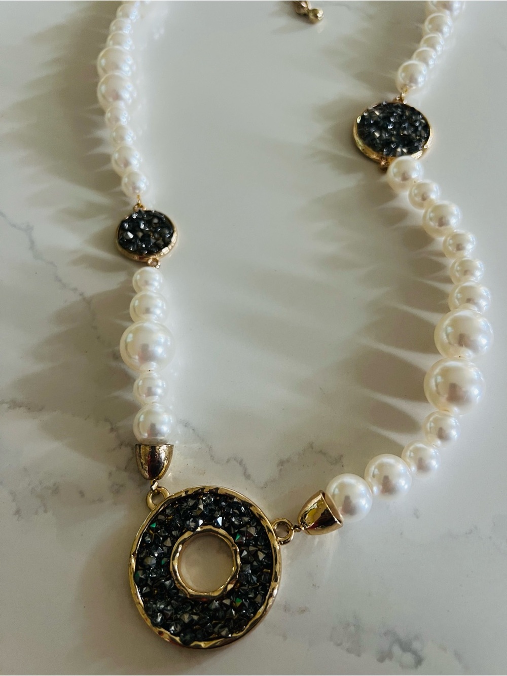 Chico's Pearl Necklace Opera Length Gunmetal Druzy Pendant Gold Tone